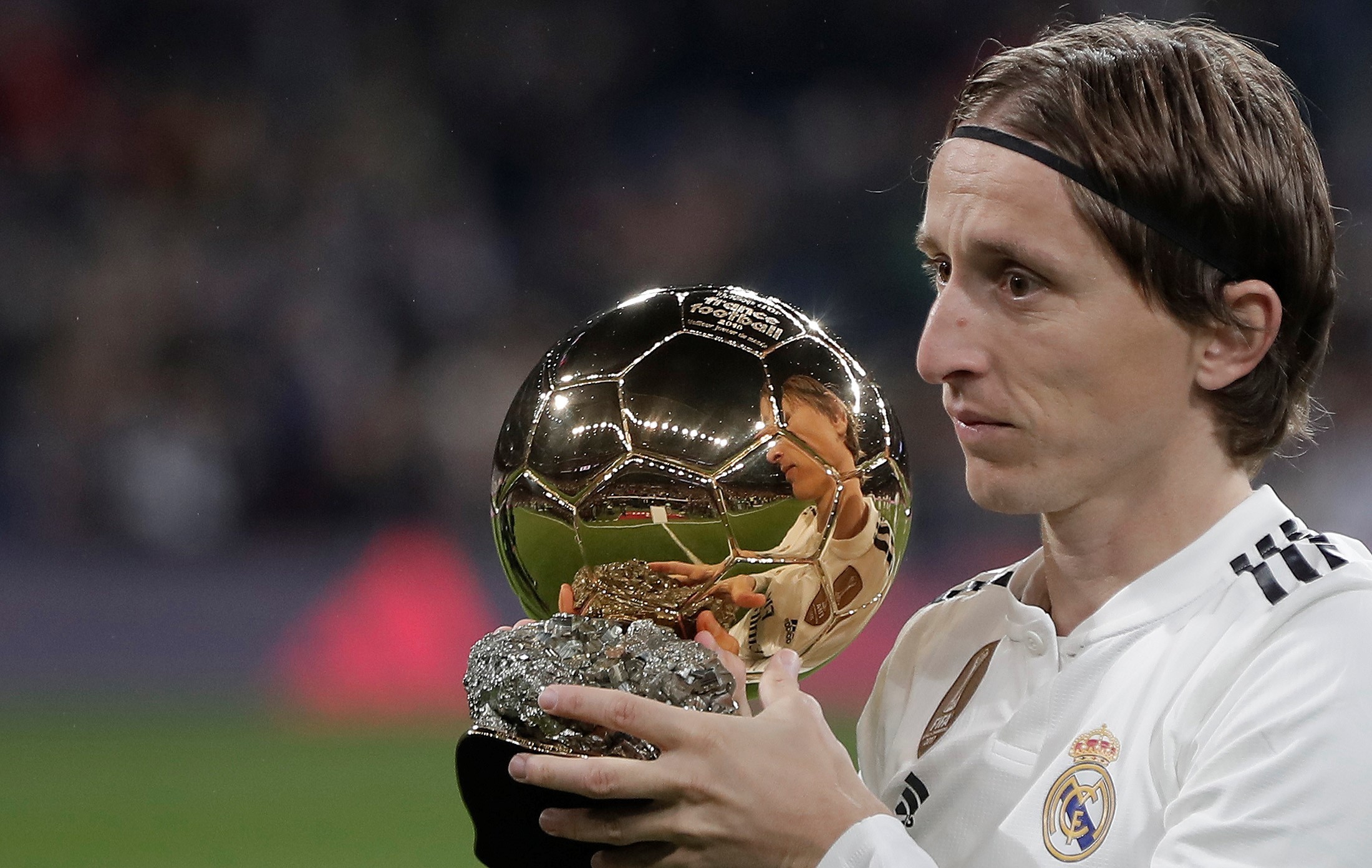 范戴克：伊萨克加入球队以来过得不轻松，但他的能力有目共睹