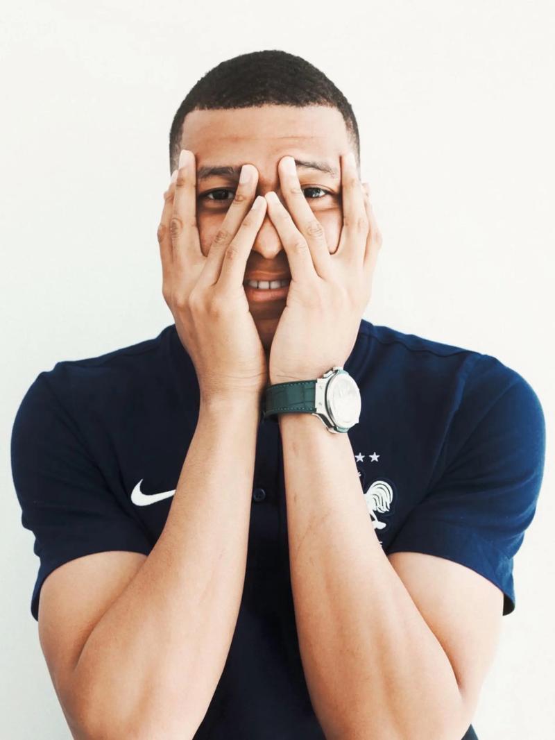 这一刻属于他一个人